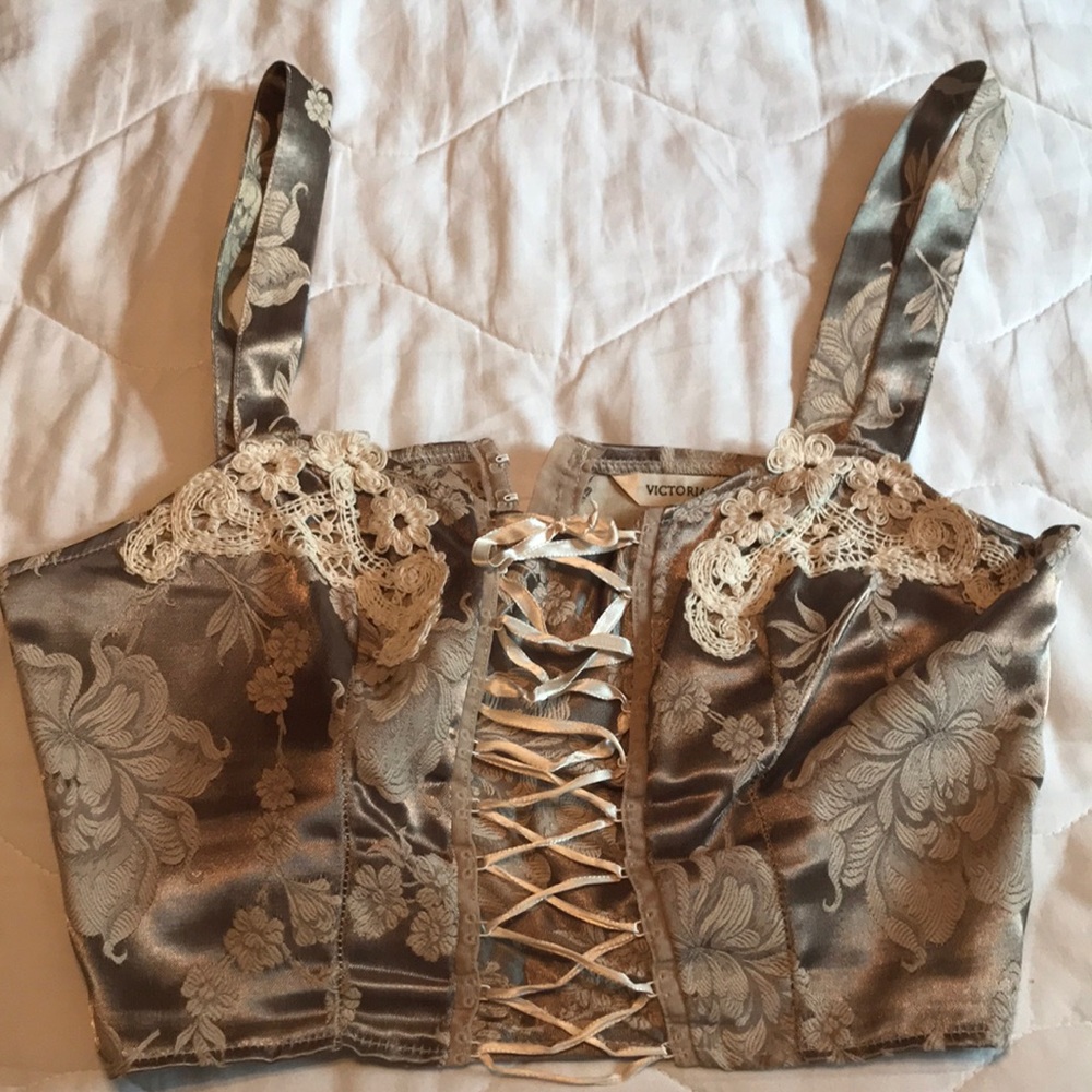 Beige Crop top